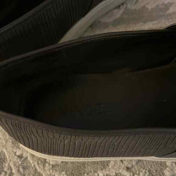 Vince Dark Gray Blair Textured Leather Slip On Sneakers - Size 7 - Casual Shoes - Picture 8 of 9